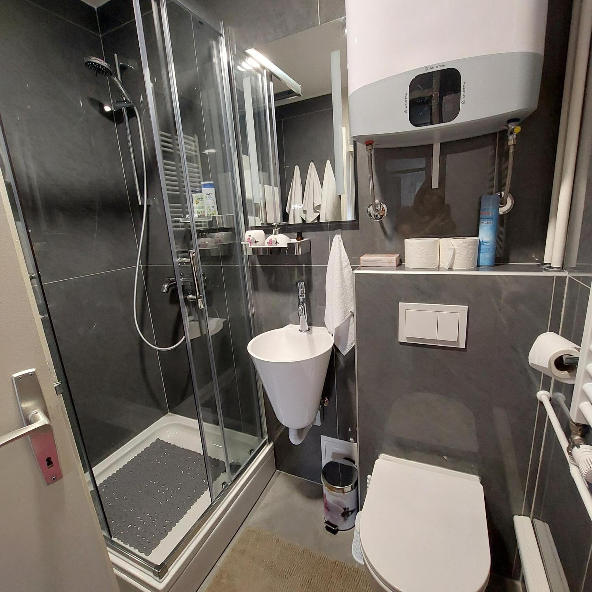 Apartman Ela Karlovac Dış mekan fotoğraf
